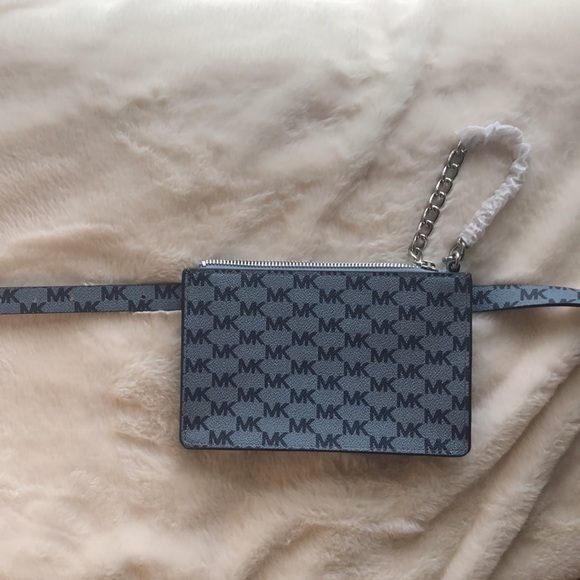 MICHAEL KORS WAIST PULL CHAIN BELT BAG M NWT - Picture 5 of 8